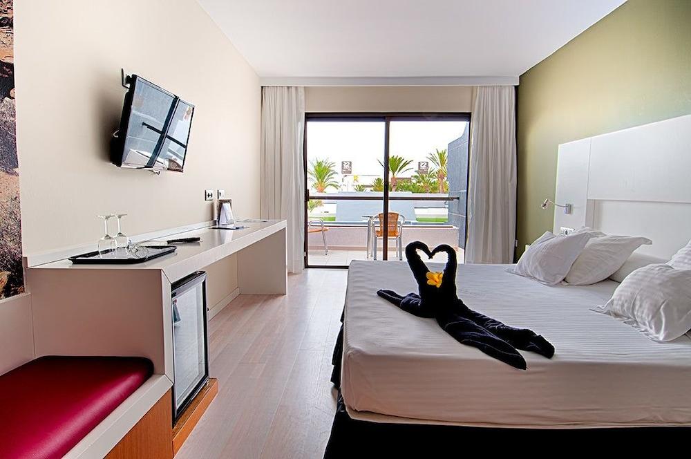 R2 Romantic Fantasia Dreams & Suites Hotel (Adults Only) Tarajalejo Exterior foto