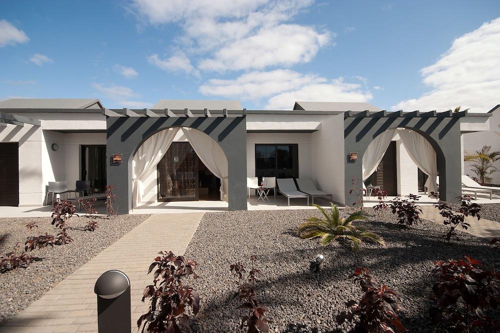 R2 Romantic Fantasia Dreams & Suites Hotel (Adults Only) Tarajalejo Exterior foto