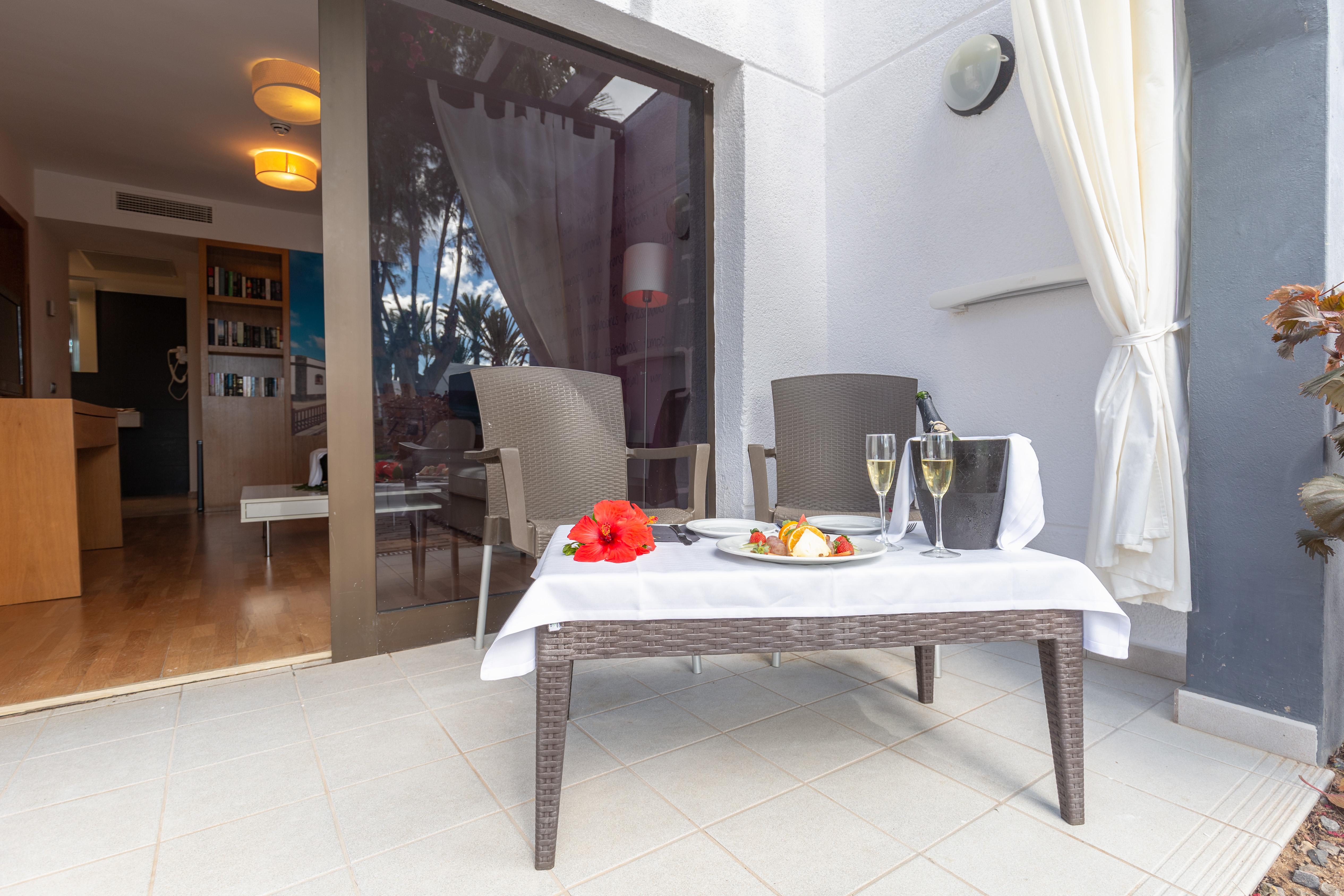 R2 Romantic Fantasia Dreams & Suites Hotel (Adults Only) Tarajalejo Exterior foto